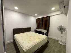 Blk 214 Bedok Town Centre (Bedok), HDB 4 Rooms #476914341